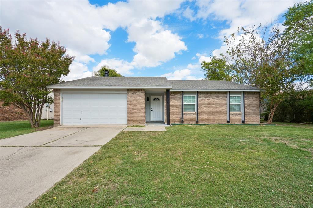 5564 Ragan Drive Property Photo 1