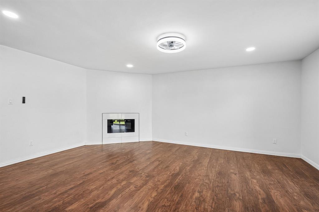 5564 Ragan Drive Property Photo 5