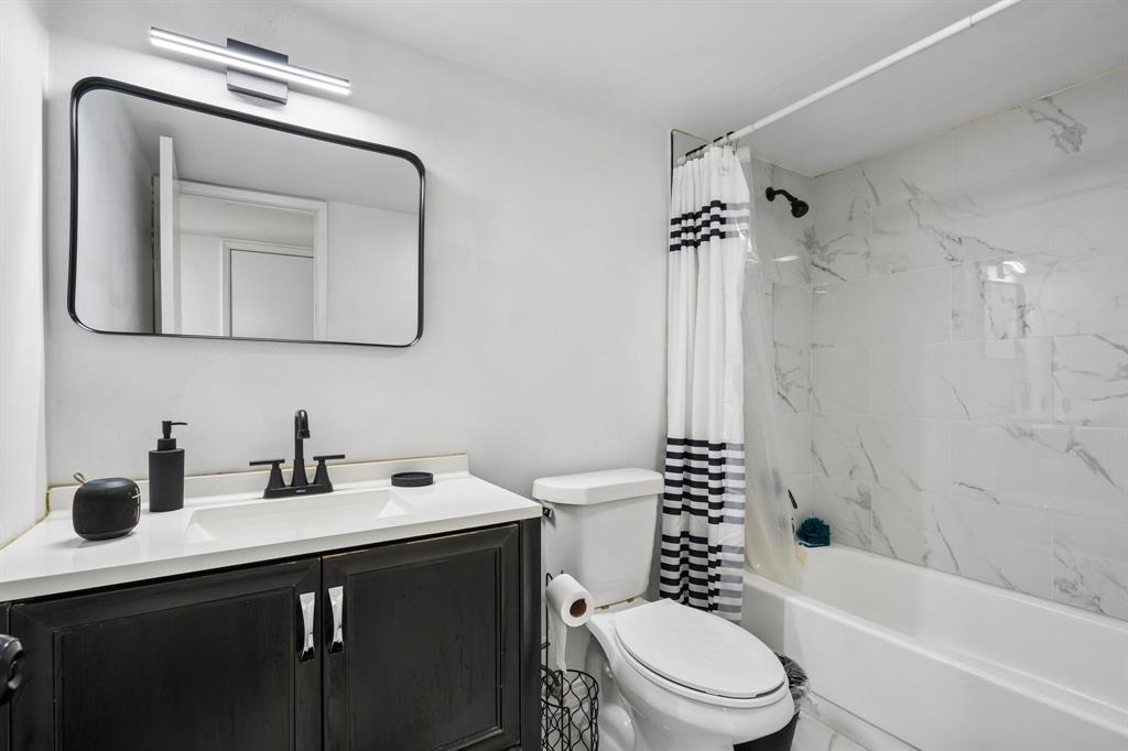 5564 Ragan Drive Property Photo 12