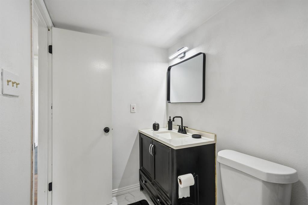 5564 Ragan Drive Property Photo 13