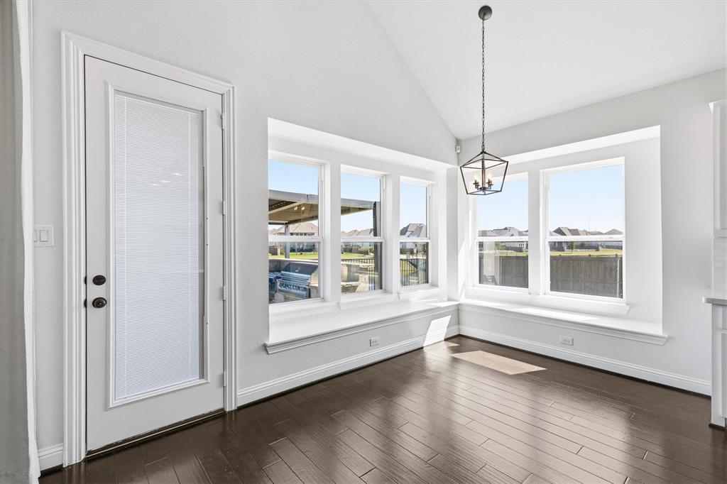 1001 Sandbar Street Property Photo 8