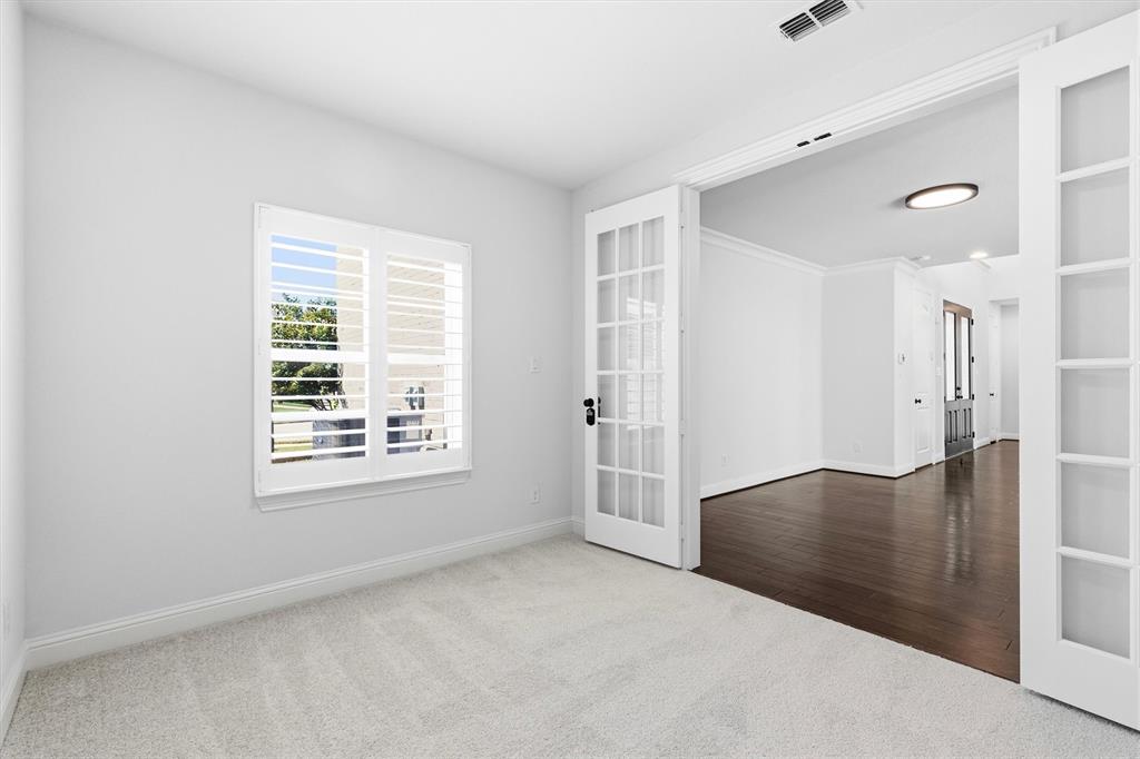 1001 Sandbar Street Property Photo 15