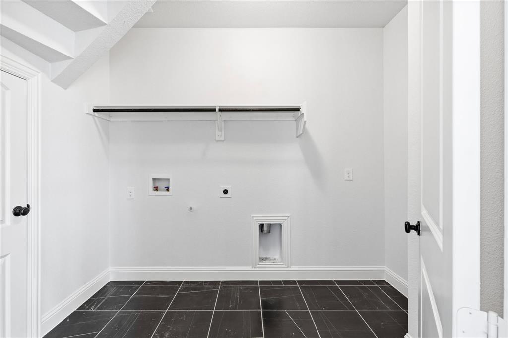 1001 Sandbar Street Property Photo 16