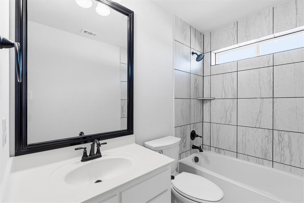 1001 Sandbar Street Property Photo 25