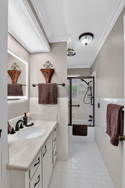7610 University Drive Property Photo 17