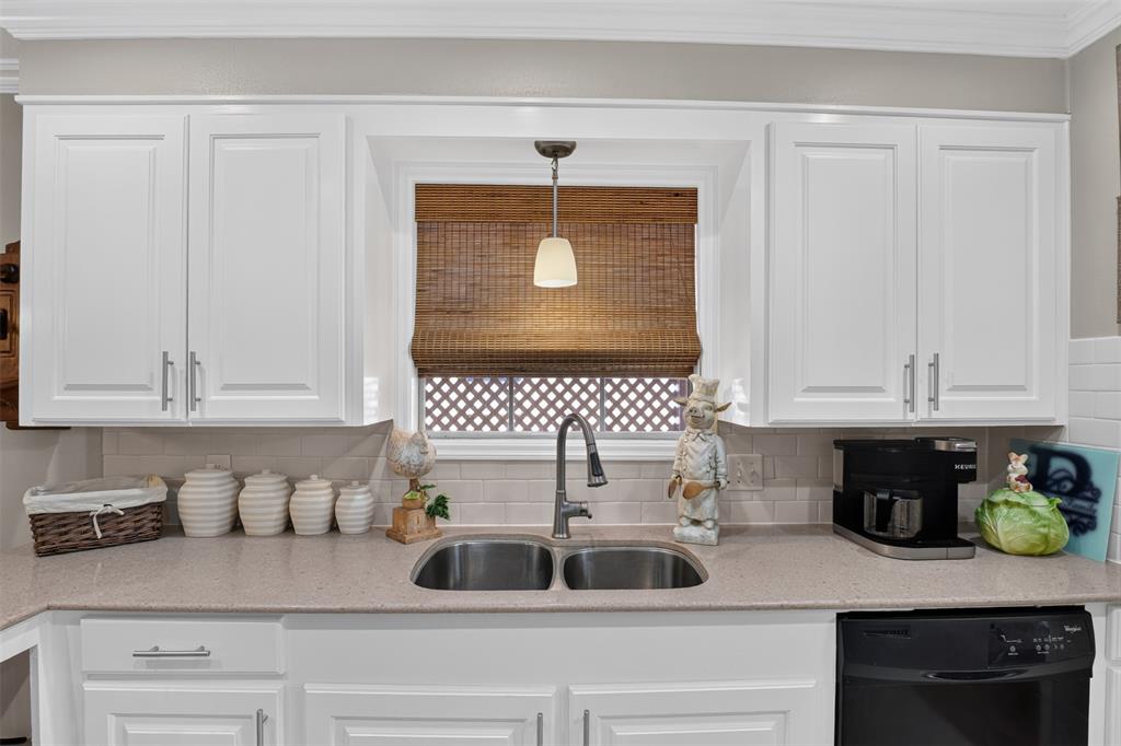 7610 University Drive Property Photo 20