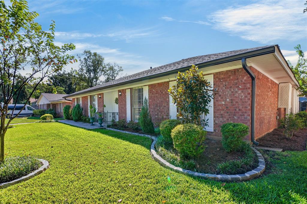 7610 University Drive Property Photo 33