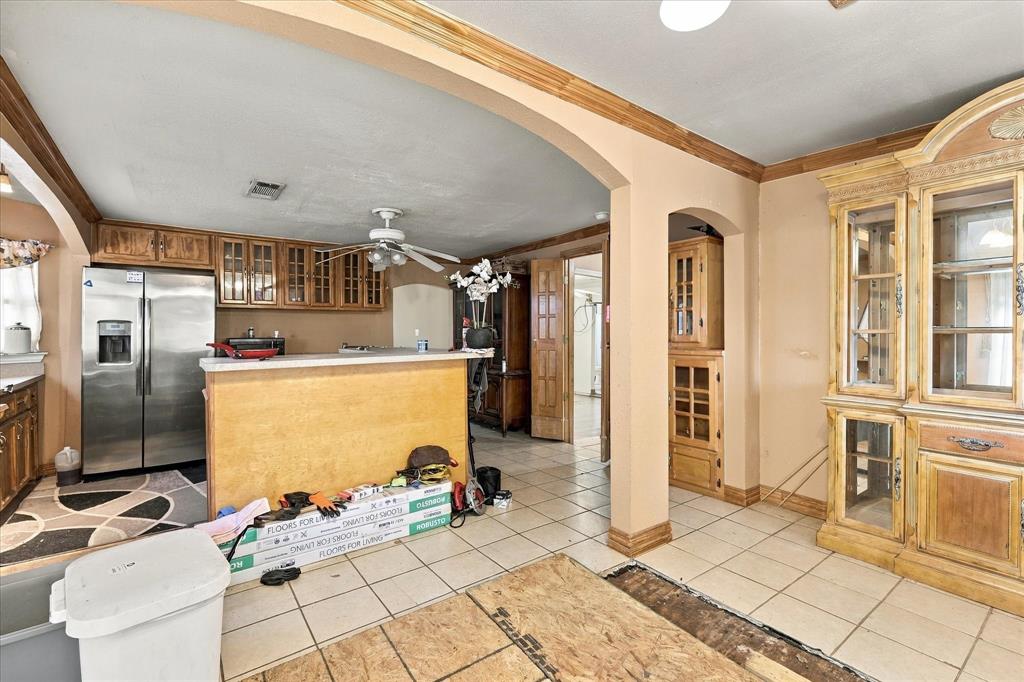 622 E Mckinney Street Property Photo 7