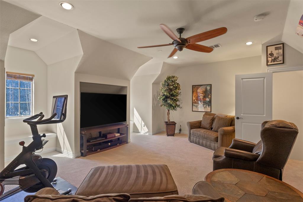 15600 Big Horn Trail Property Photo 9