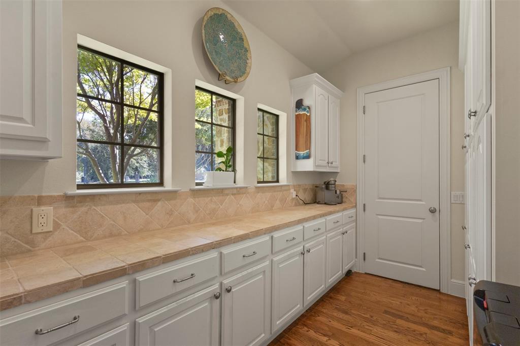 15600 Big Horn Trail Property Photo 36