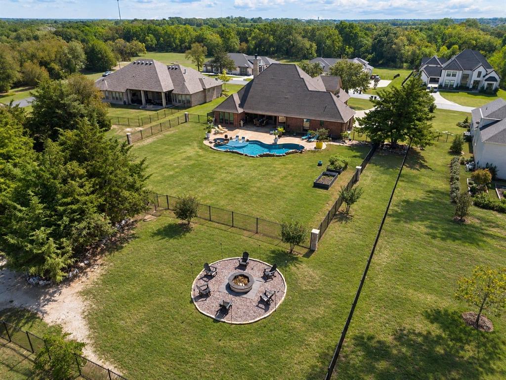 4613 Lake Breeze Drive Property Photo 1