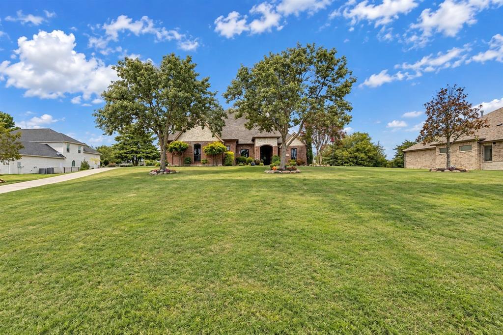 4613 Lake Breeze Drive Property Photo 1