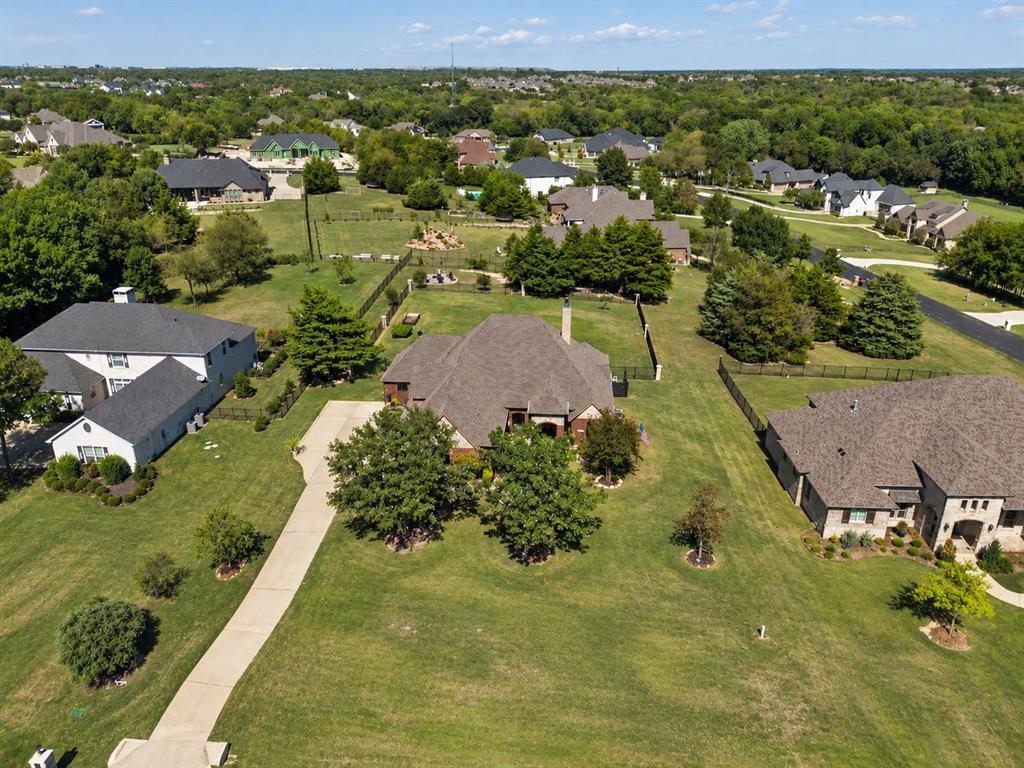 4613 Lake Breeze Drive Property Photo 38