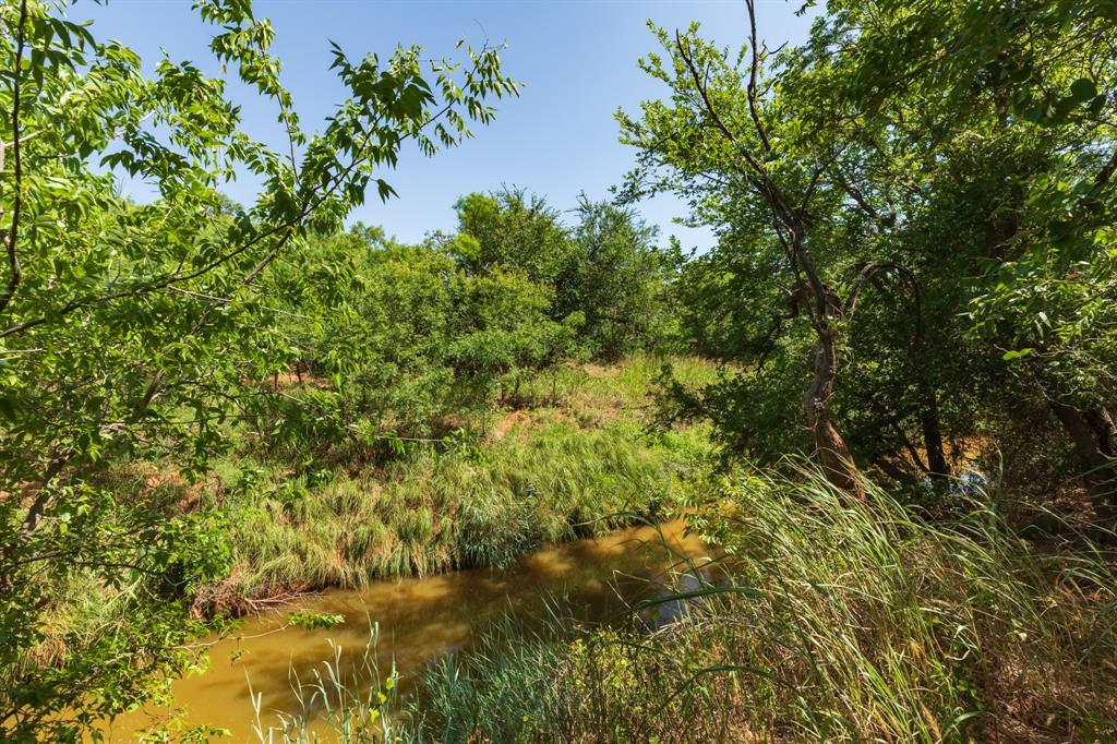 9000 Private Road 496 Property Photo 35