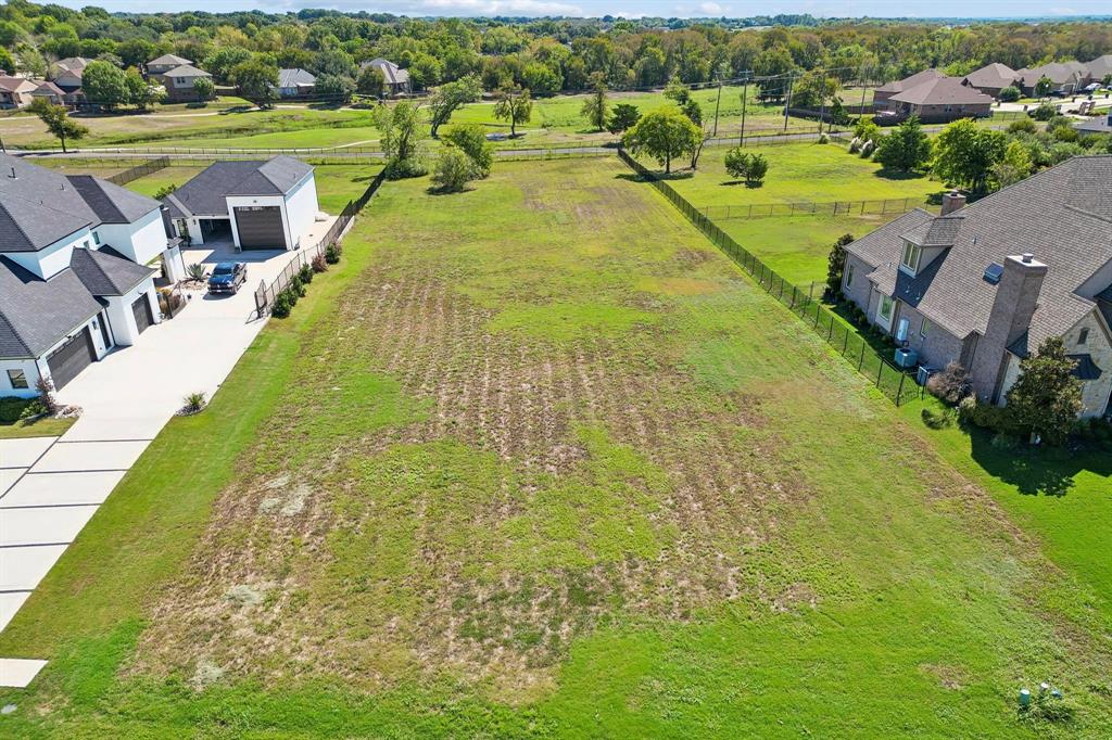 1103 Estate Drive Property Photo 1