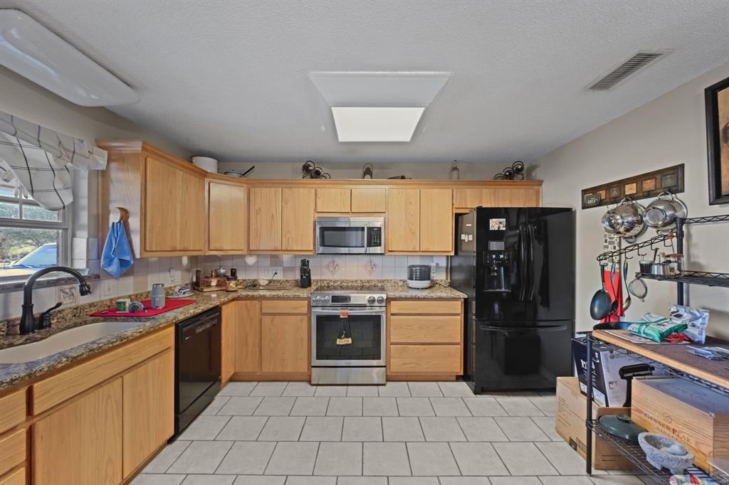 5599 County Road 614 Property Photo 15