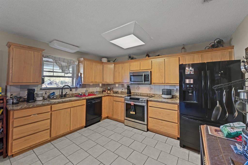 5599 County Road 614 Property Photo 16