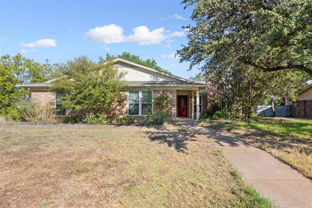 231 Del Rio Drive Property Photo 1