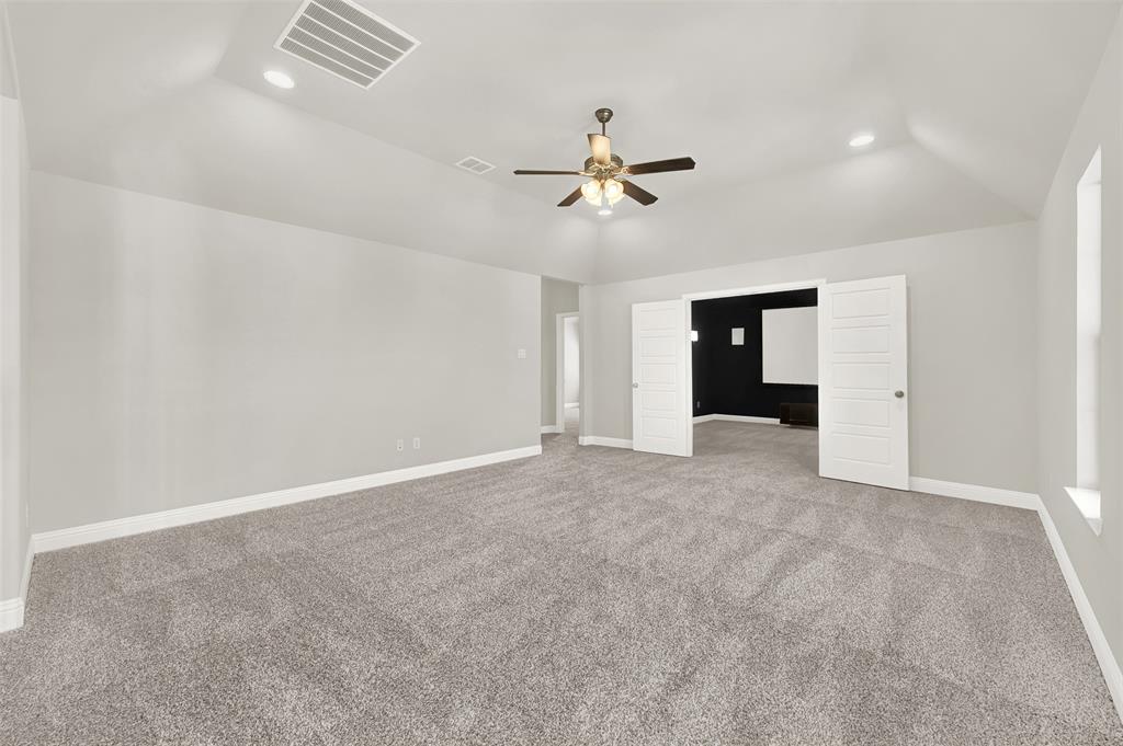 6174 Forefront Avenue Property Photo 24