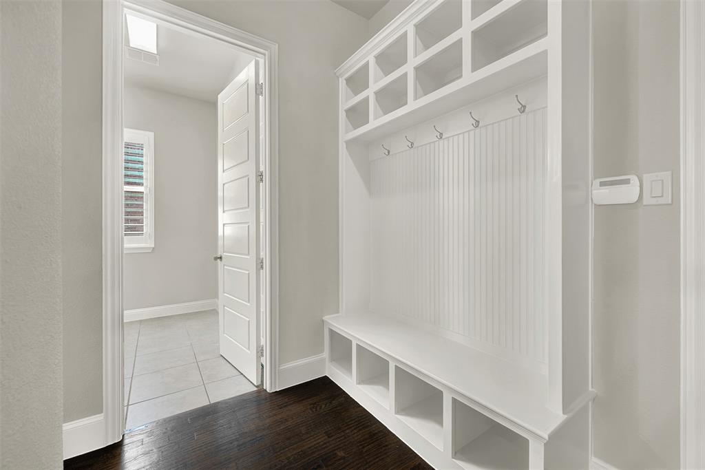 6174 Forefront Avenue Property Photo 33