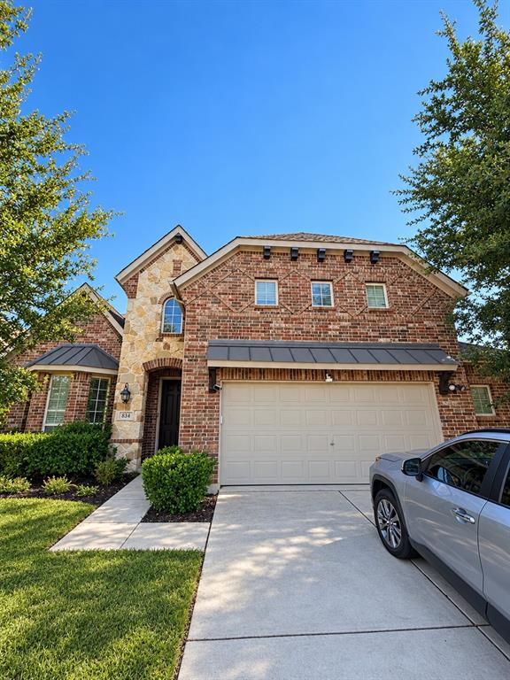 824 Lake Hollow Drive Property Photo 1