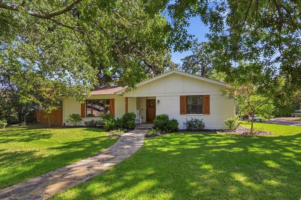 5317 Santa Marie Avenue Property Photo 1
