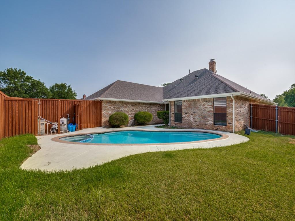 629 Bent Creek Drive Property Photo 1