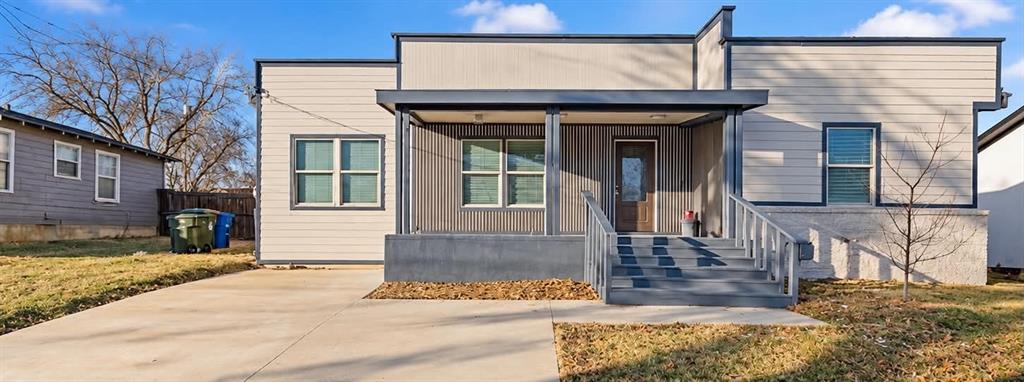 1207 E Russell Avenue Property Photo 1