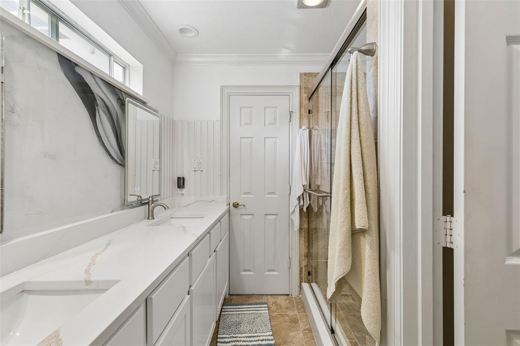 6422 Covecreek Place Property Photo 32