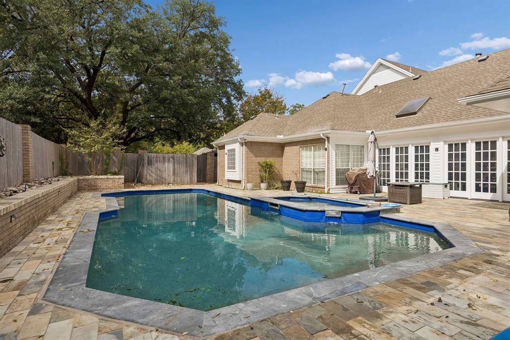 6422 Covecreek Place Property Photo 36
