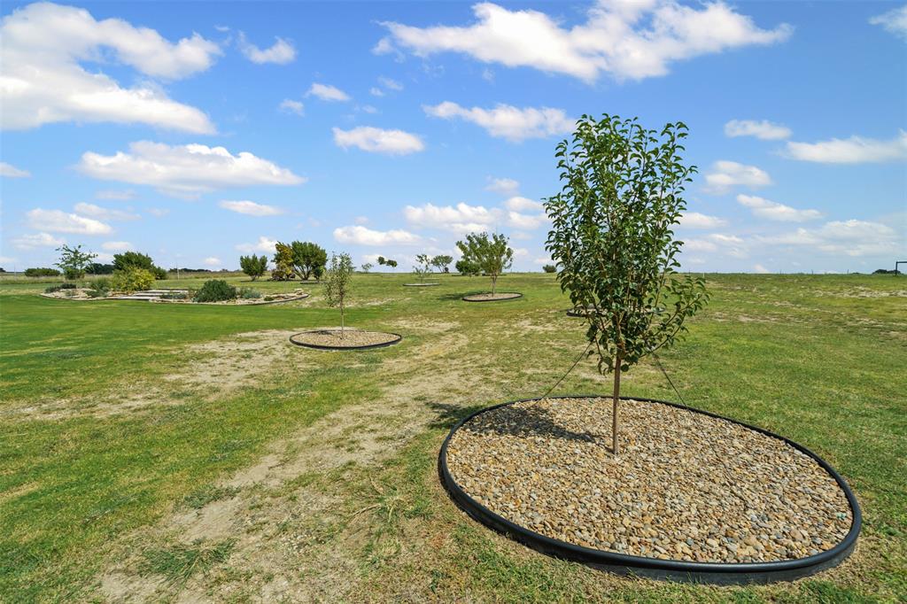 2045 Eagles Ridge Drive Property Photo 27