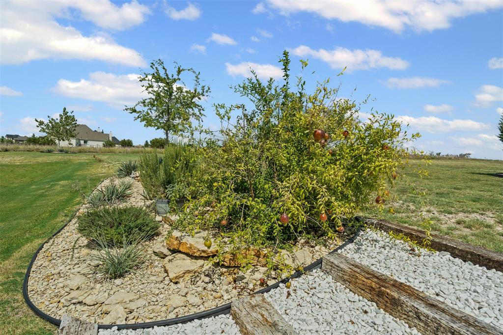 2045 Eagles Ridge Drive Property Photo 29