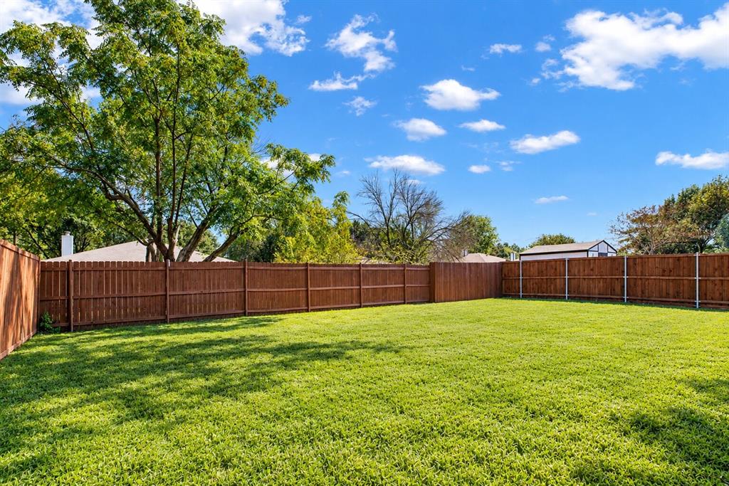 9415 Mayblossom Way Property Photo 32