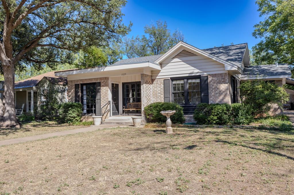 1125 Hollis Drive Property Photo 4