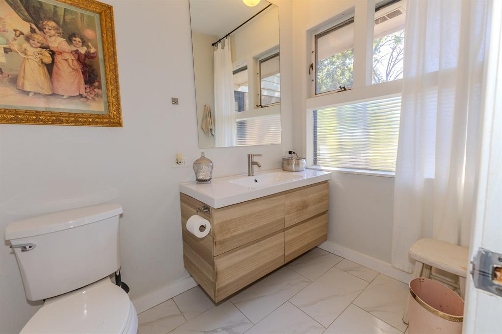 1125 Hollis Drive Property Photo 27