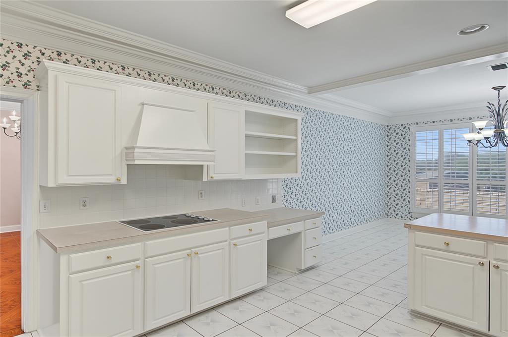 5735 S Lakeshore Drive Property Photo 8