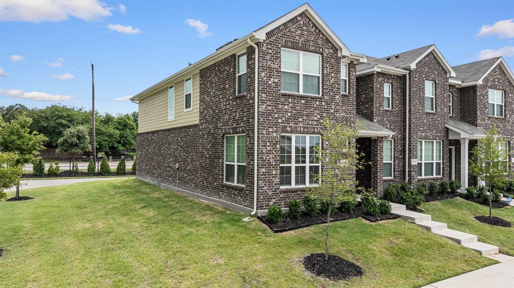 3020 Percheron Drive Property Photo 1
