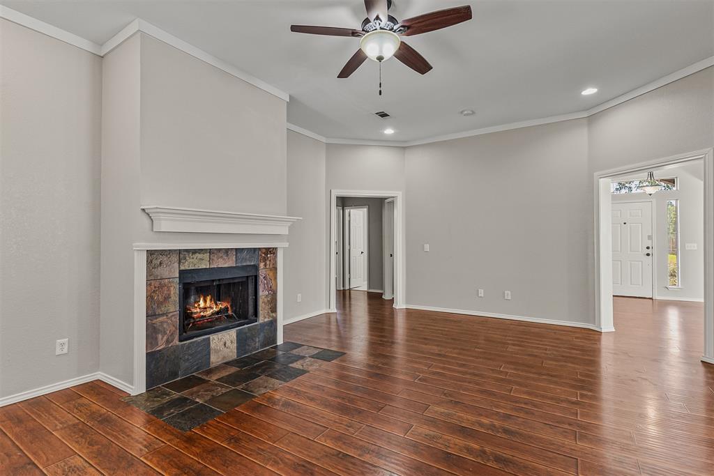 109 N Rolling Meadows Drive Property Photo 8