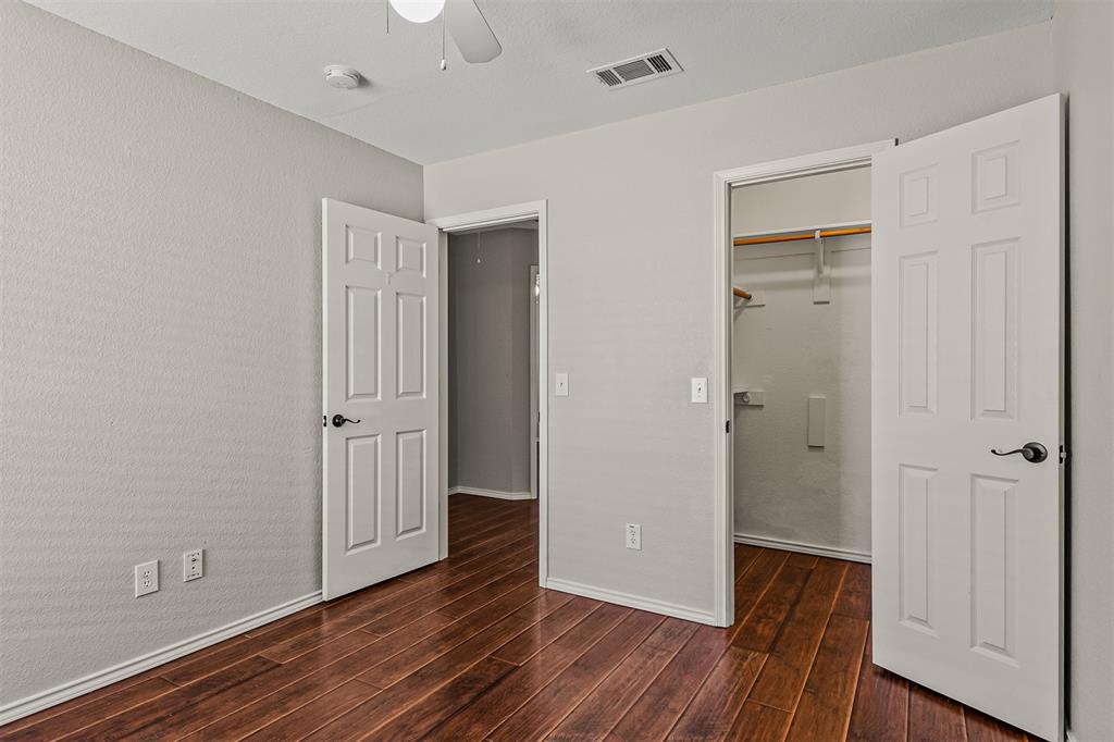 109 N Rolling Meadows Drive Property Photo 18