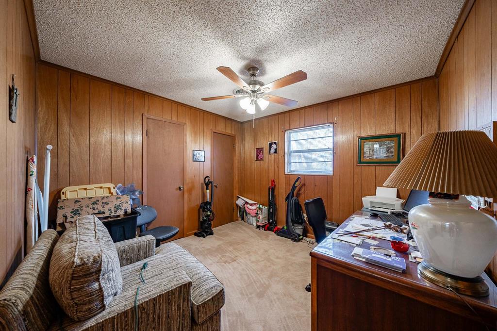 1532 6th Street Property Photo 3
