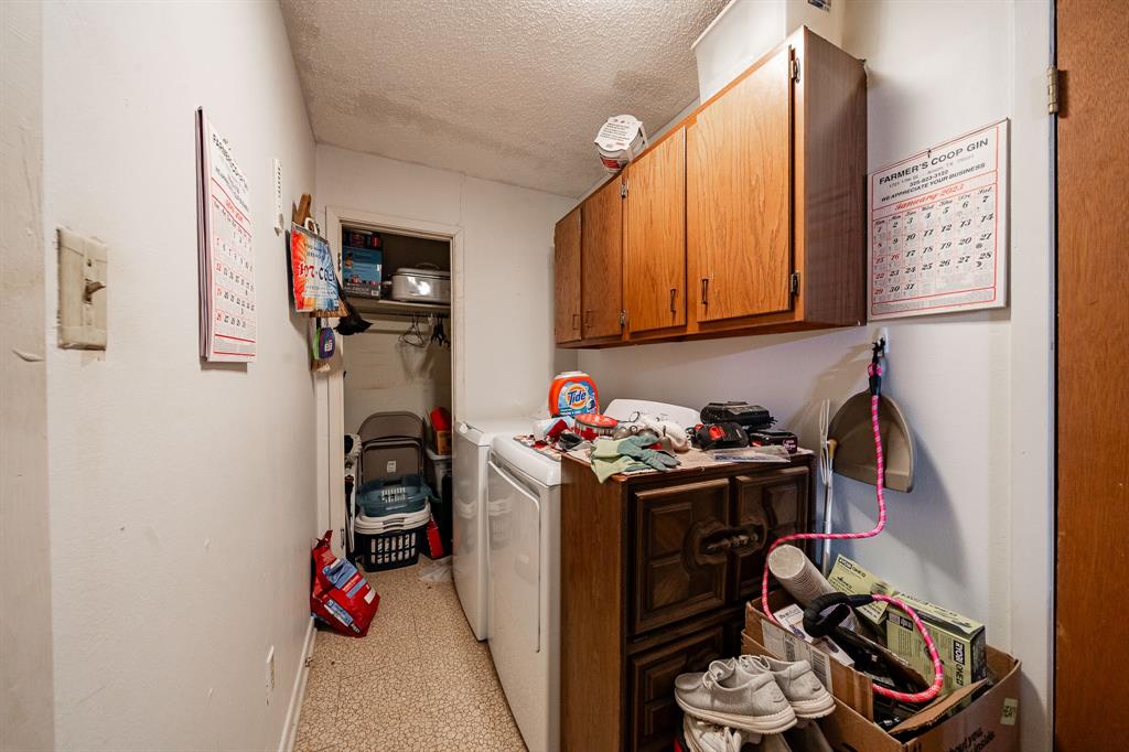 1532 6th Street Property Photo 8