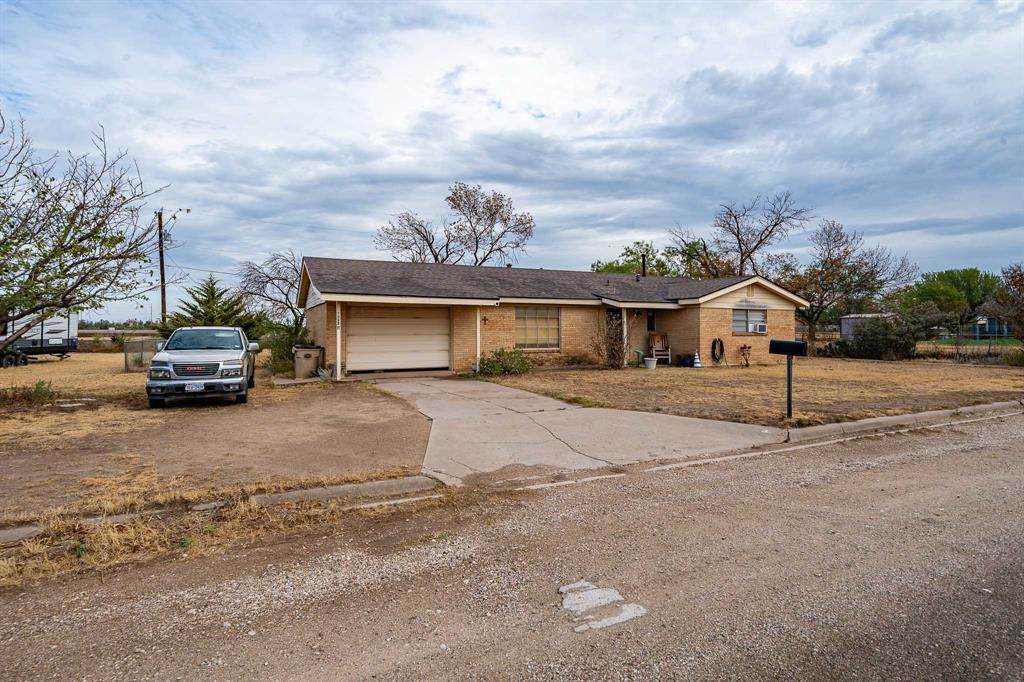 1532 6th Street Property Photo 11