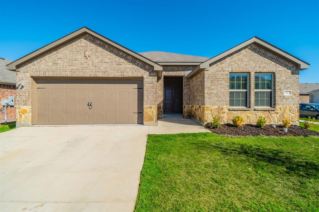 1842 Shady Elm Drive Property Photo 1