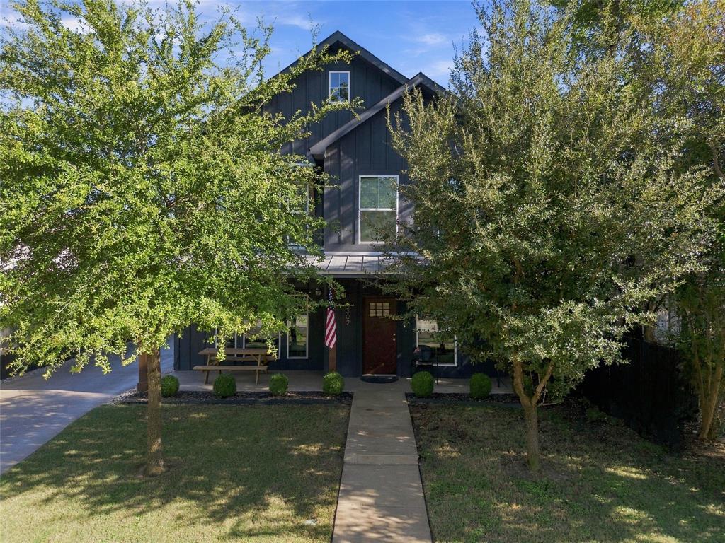 1302 Bagby Avenue Property Photo 1