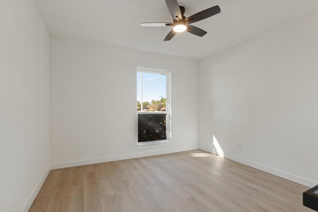 430 Worcester Way Property Photo 21