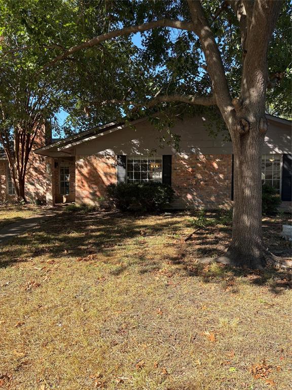 426 Bedford Drive Property Photo 1