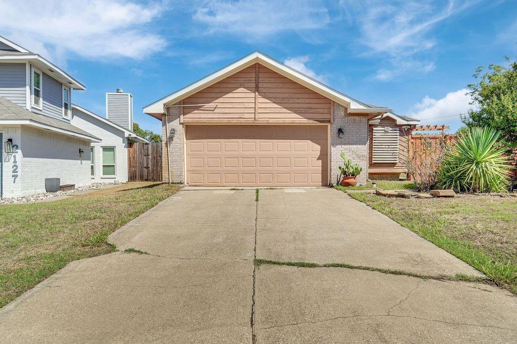 2129 Stradivarius Lane Property Photo 1