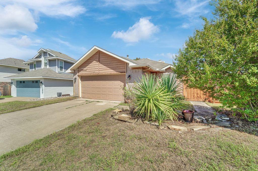 2129 Stradivarius Lane Property Photo 1