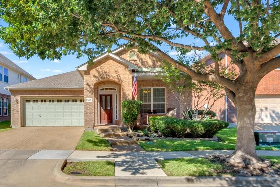5612 Hampshire Drive Property Photo 1