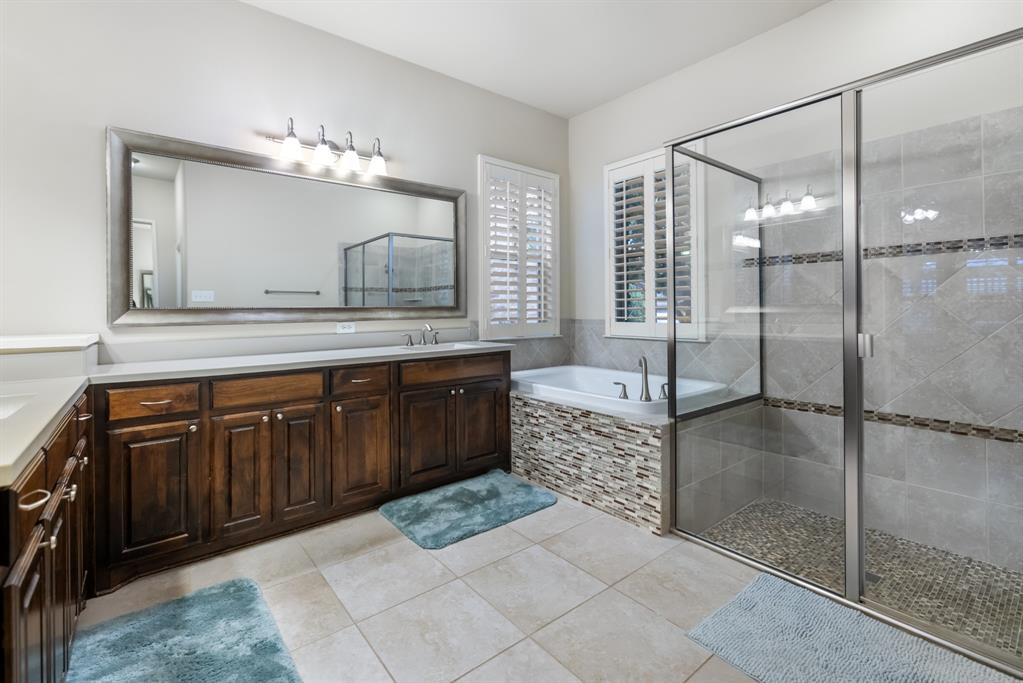 3914 Plum Vista Place Property Photo 15